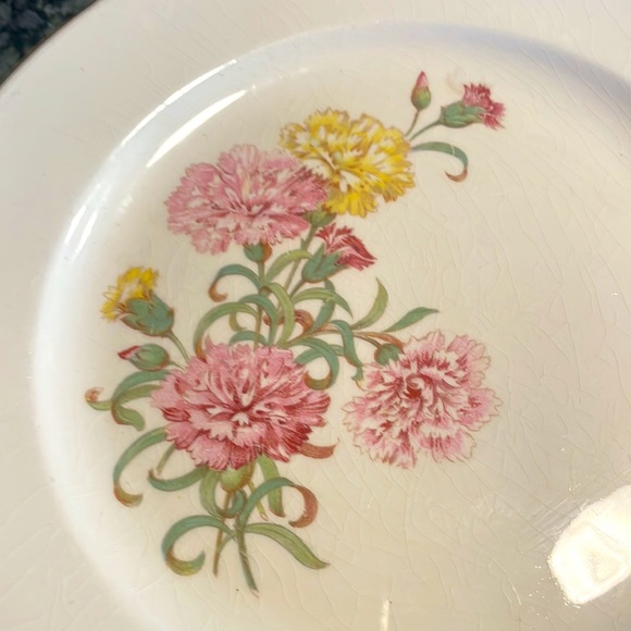 Edwin M Knowles China Co. Gold Rimmed Floral Dinner Plates (4) - Picture 3 of 6
